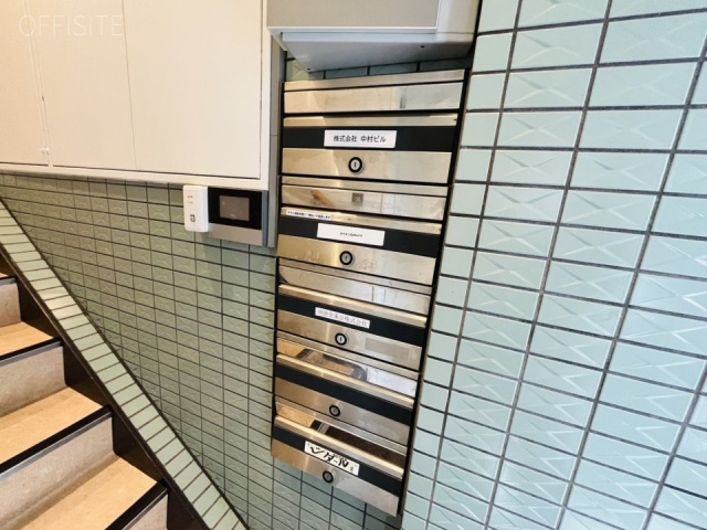豊年屋ビル エントランス