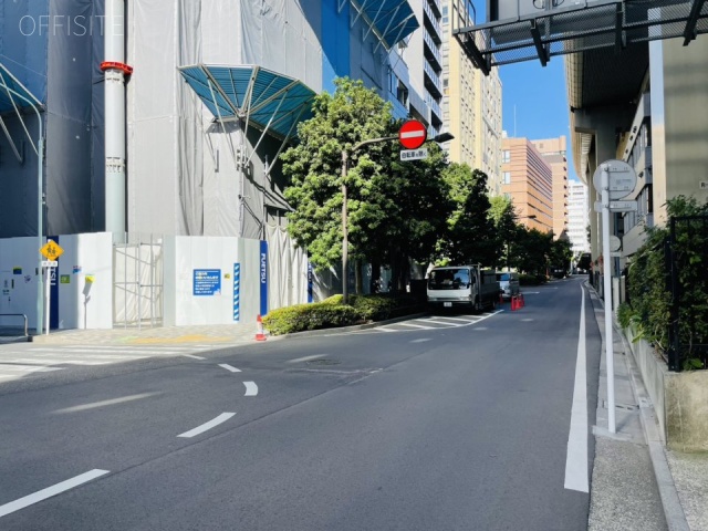 近仁(ちかひと)ビル　前面道路