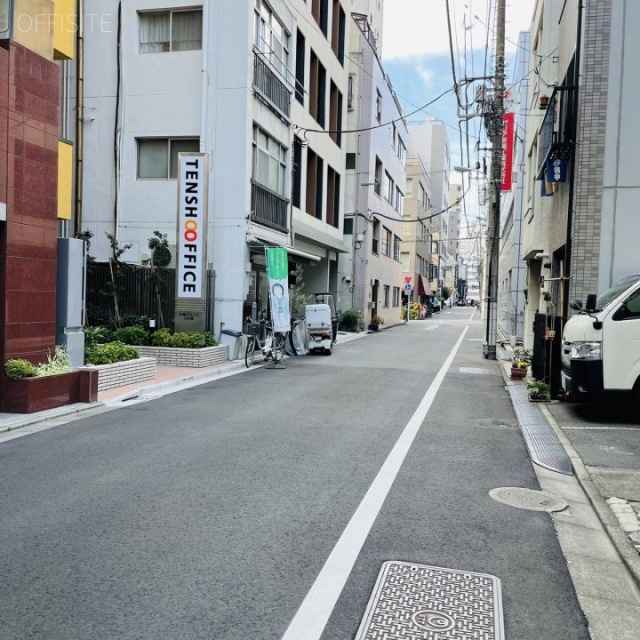 エンドービル 前面道路