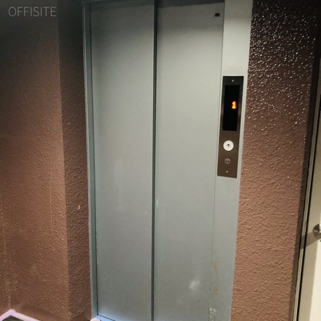 ドルミ御苑 エレベーター