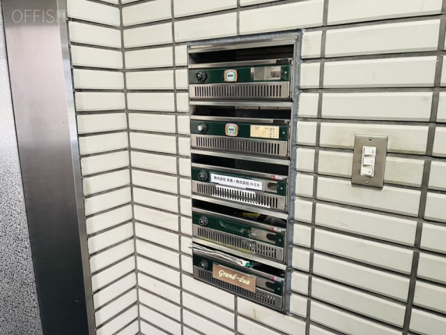 田口ビル　エントランス