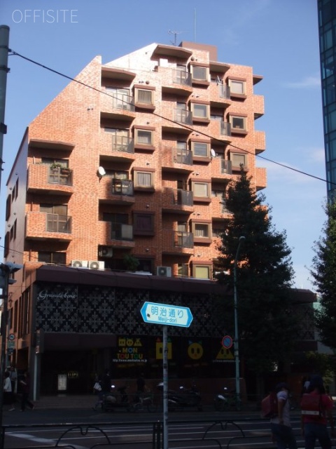 シャーレー原宿　外観
