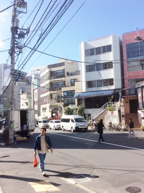 Gビル神宮前01　ビル周辺道路