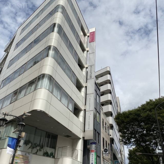 新宿土地建物第10ビル 外観
