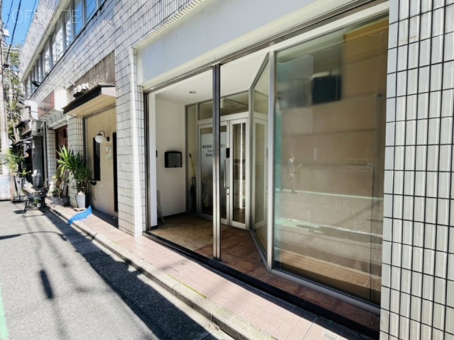 文芸社新宿御苑ビル 外観