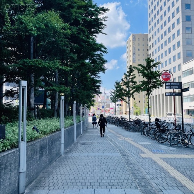 名古屋ルーセントタワー 前面歩道