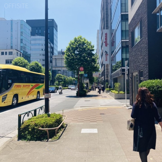 タカギビル ビル前面道路