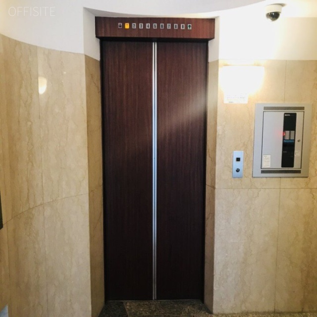 八丁堀鈴らん通りビル　エレベーター