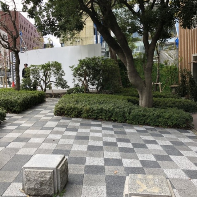 クラウディア東京ビル ビル前面道路