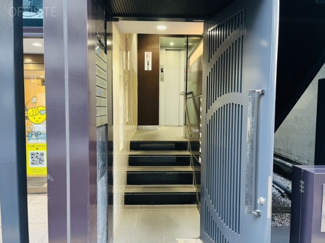 ブリエ飯田橋 エントランス