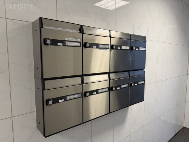 晴花ビル　メールボックス