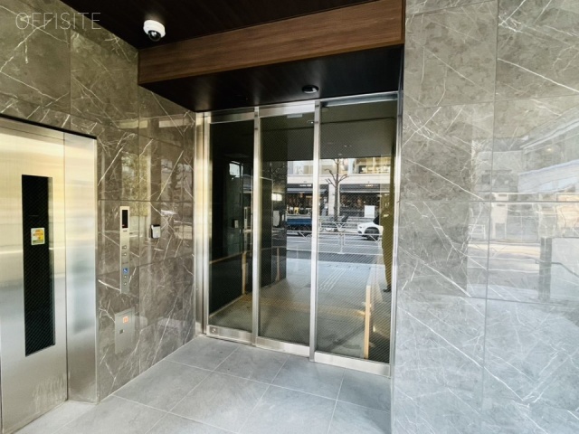 ENetial代官山 エントランス