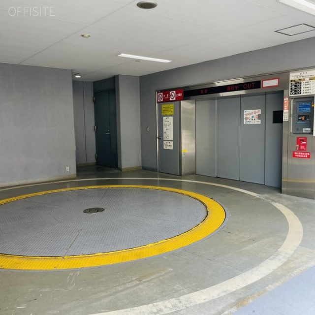 芝SIAビル 駐車場
