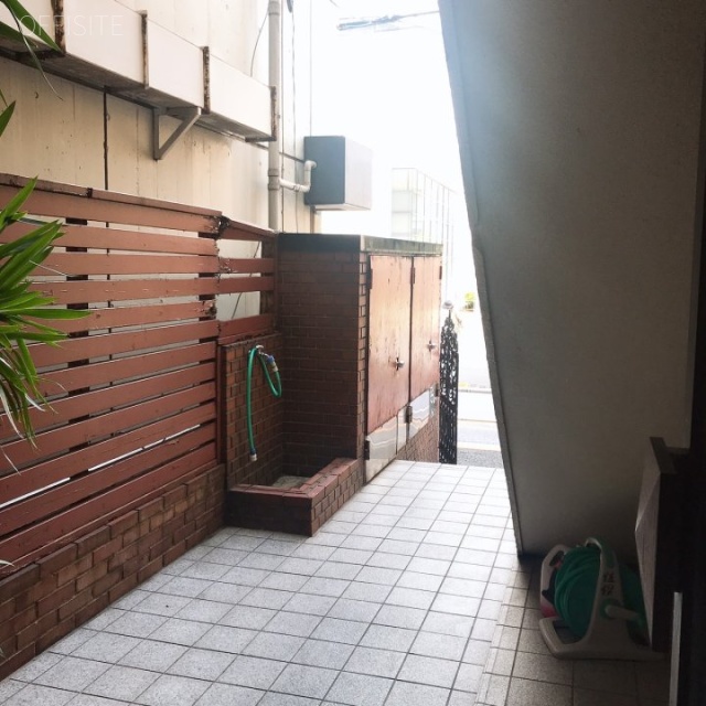 シャトー寿寿　エントランス