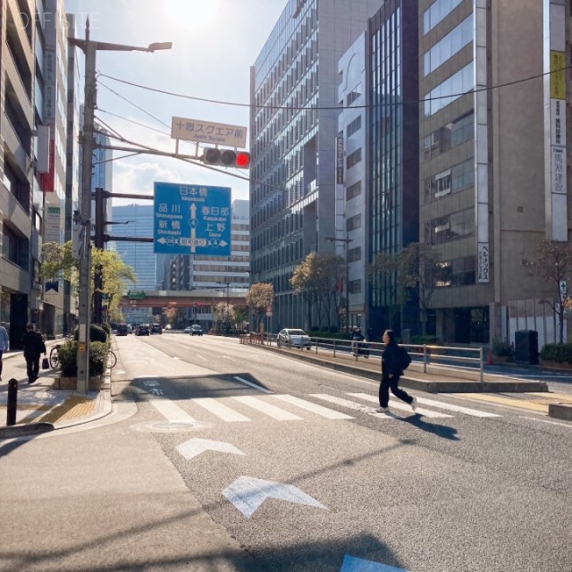 ヨシヤ日本橋ビル 前面道路