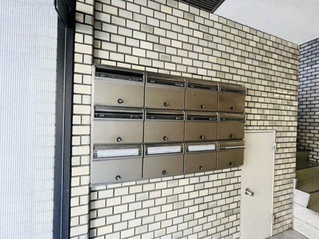 シャトレ代官山 エントランス