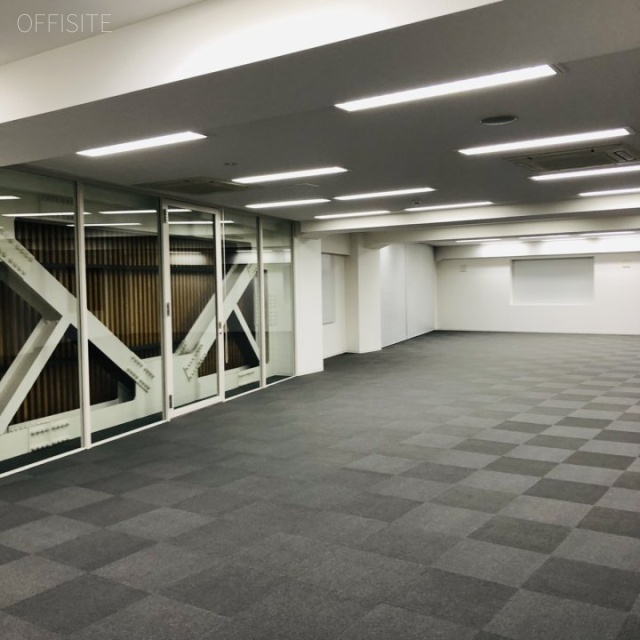 クローチェ神宮前ビル 室内