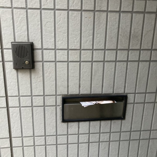 カミニートハウス 郵便受け