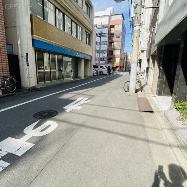 宏和浅草橋ビル ビル前面道路