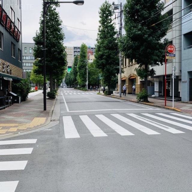 渡菊第参ビル ビル前面道路