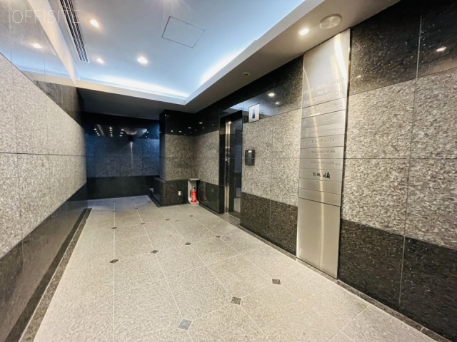 ニューギンザビル6号館 エントランス