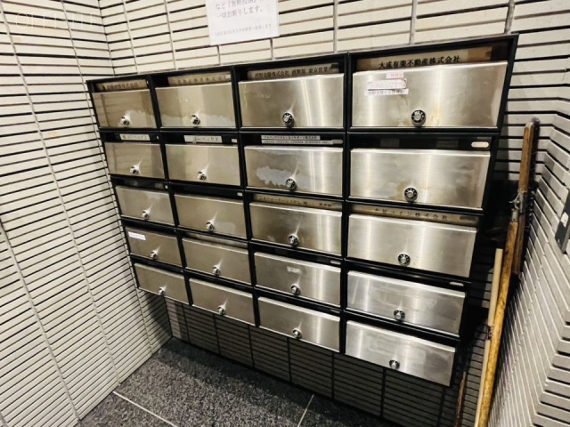 西野金陵ビル　エントランス