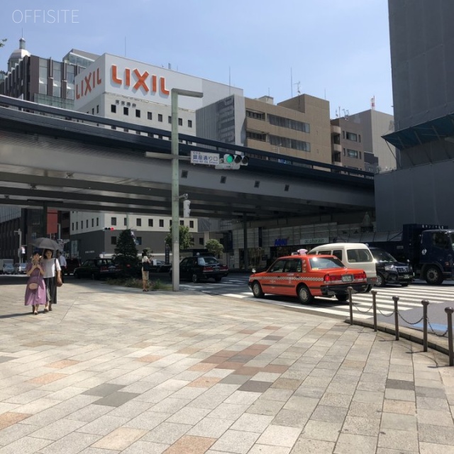 サクセス銀座ファーストビル ビル前面道路