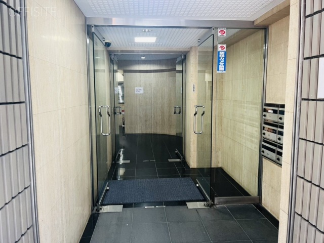 土屋ビルディング エントランス