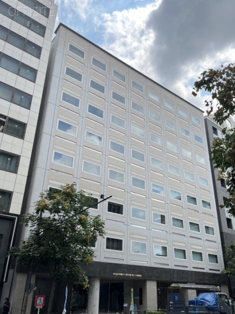 グランファースト新宿御苑　外観