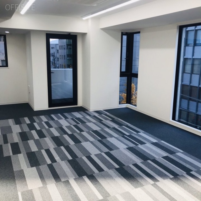 田村町 Shinshodoh BLDG　室内