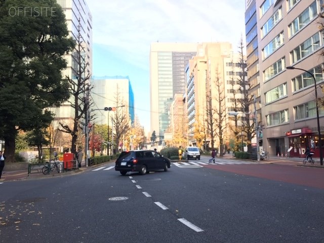 ヒューリックレジデンス新御茶ノ水ビル ビル前面道路