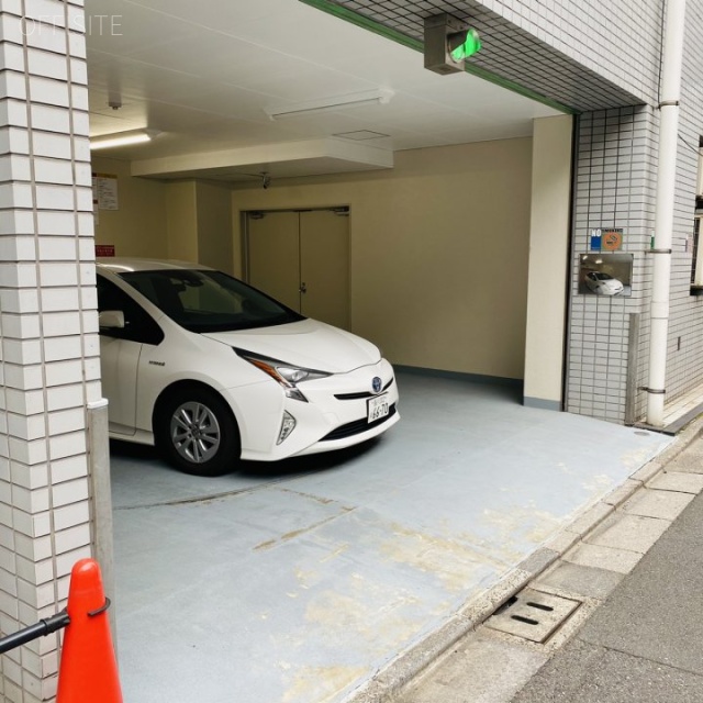 築地KYビル 駐車場