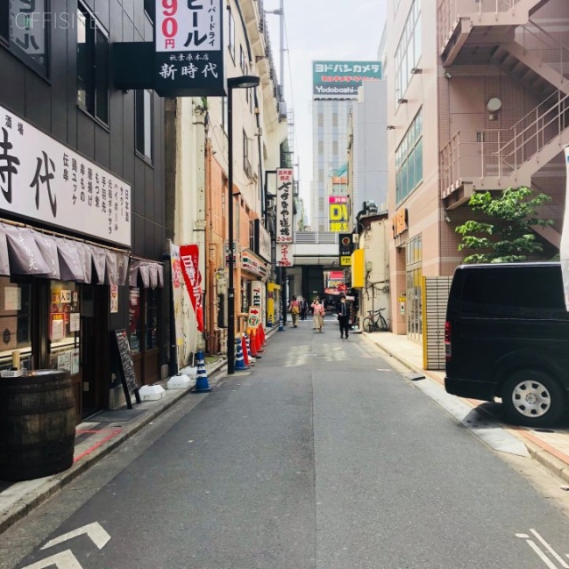 ムツミビル ビル前面道路