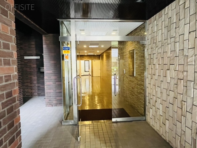 岩見ビル　エントランス