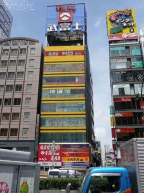 シロービル 外観