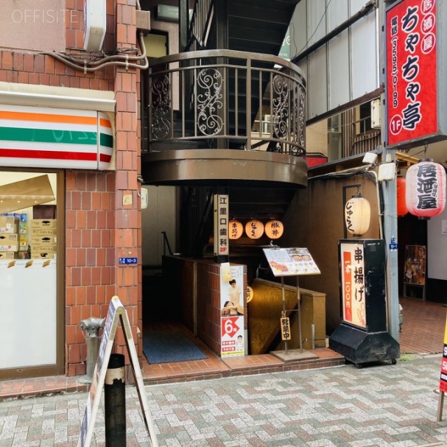 ブラザービル 外観