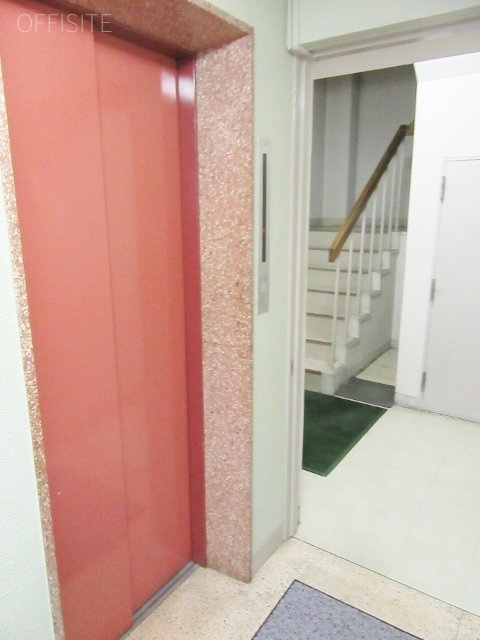 鈴友ビル エレベーター