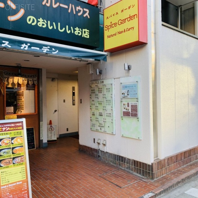 大場ビルB館 エントランス