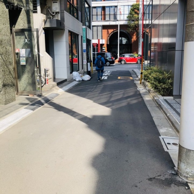 パンセビル ビル前面道路