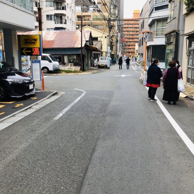 ブライトビル ビル前面道路