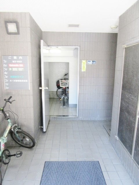 松下ビル 画像
