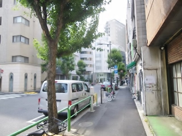 パインコートウエストビル 画像