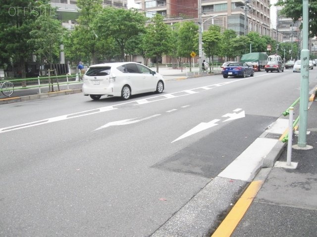 MSビル ビル前面道路