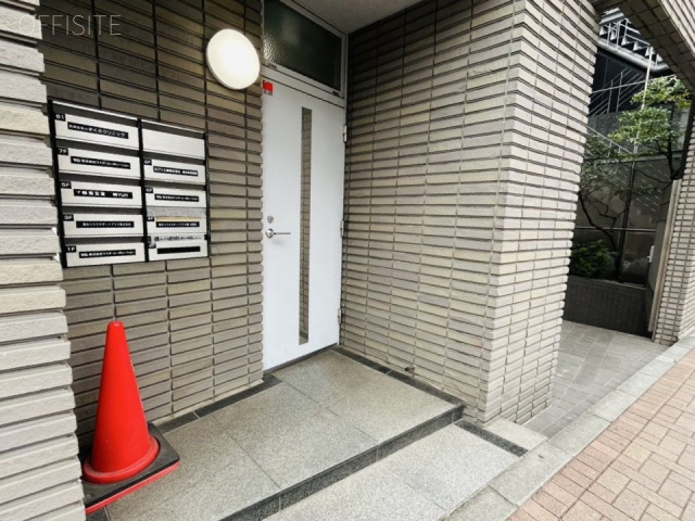 YSビル　エントランス