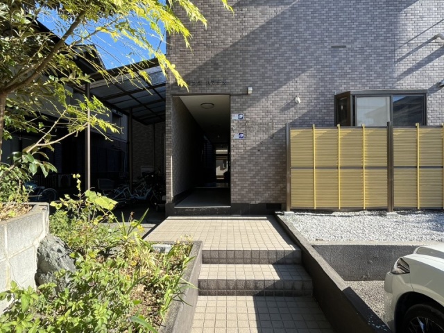 エレガンス浜中 外観