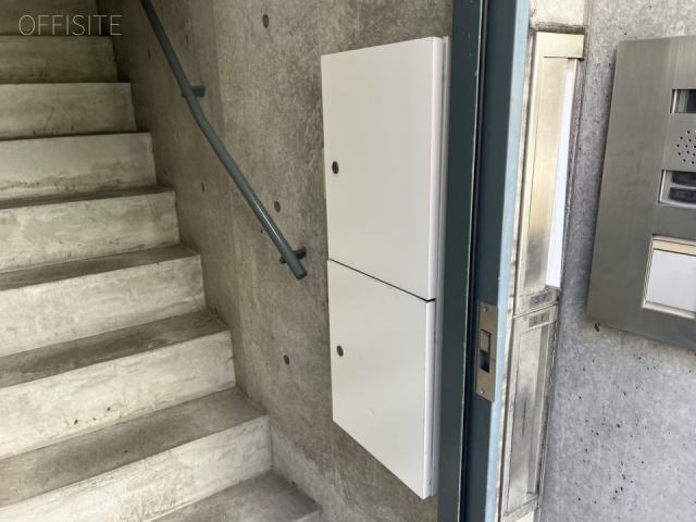 AOYAMA ANNEX　エントランス