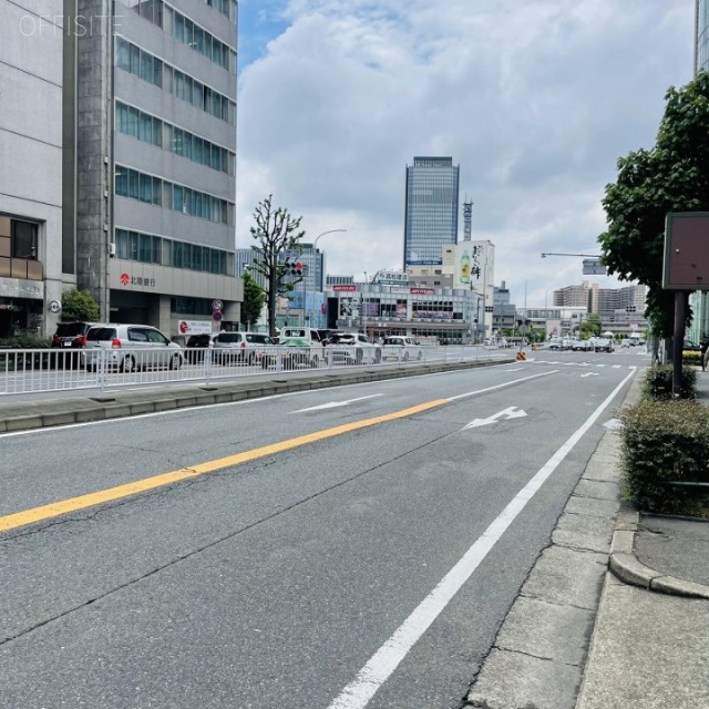 ロータスビル 前面の駅西第1号線