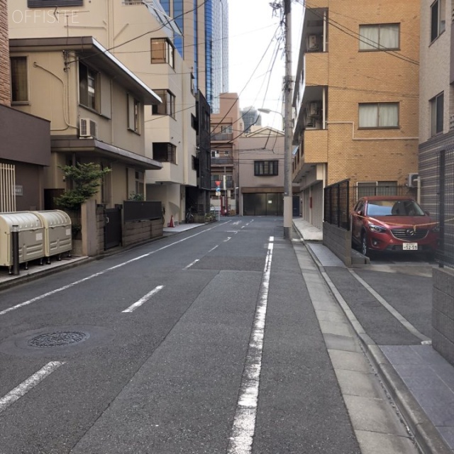 大森YSビル ビル前面道路