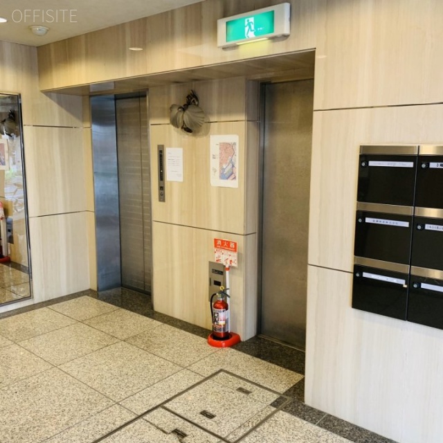 白鷺ビル エレベーター