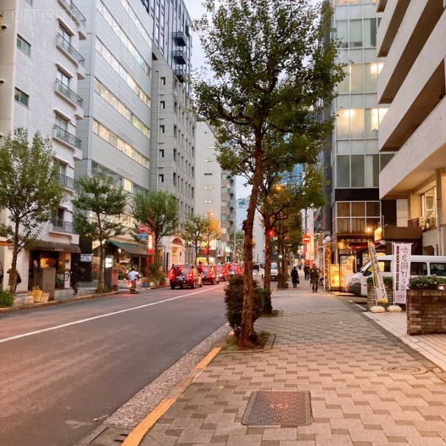 第一茜ビル ビル前面道路